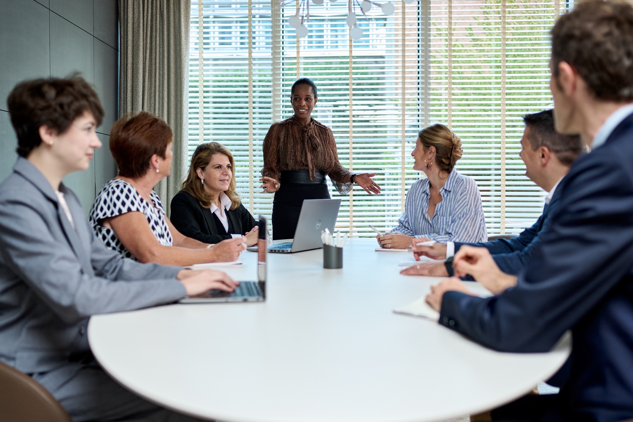 Employees working in an office at Credendo