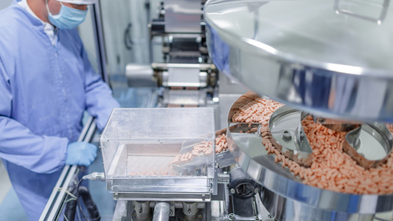 Tablet production line in the pharma sector