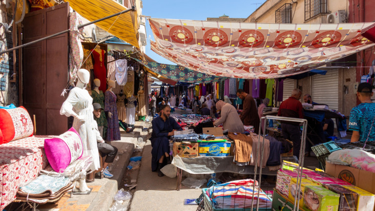 Colorfoul market in Algeria